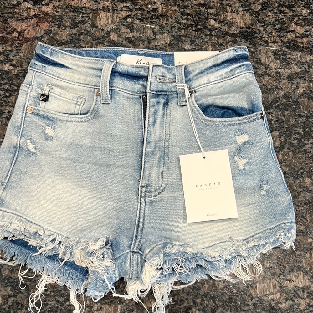 KanCan Light Wash Frayed Denim Jean Shorts size Small